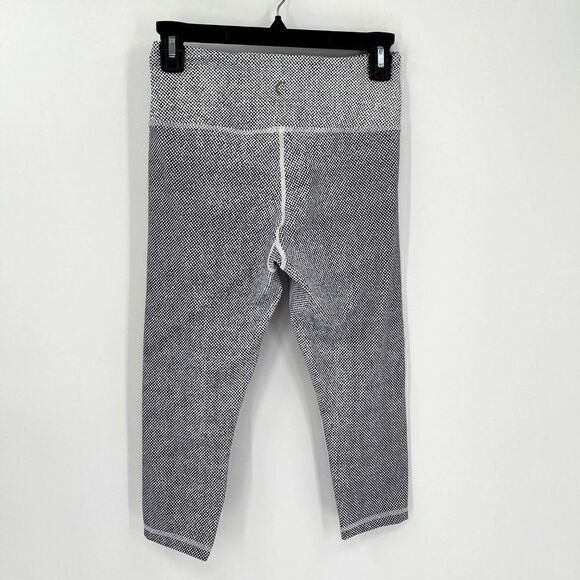 Zyia Active Athletic Yoga Performance Leggings 7/8 Length High Rise Size 4 - Picture 5 of 9